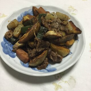 3種の芋類と牛肉のピリ辛焼き肉風